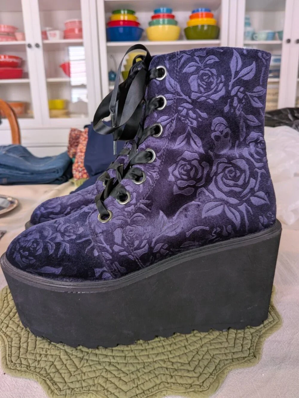Killstar Vampire's Kiss Platform Boots Size 10‎